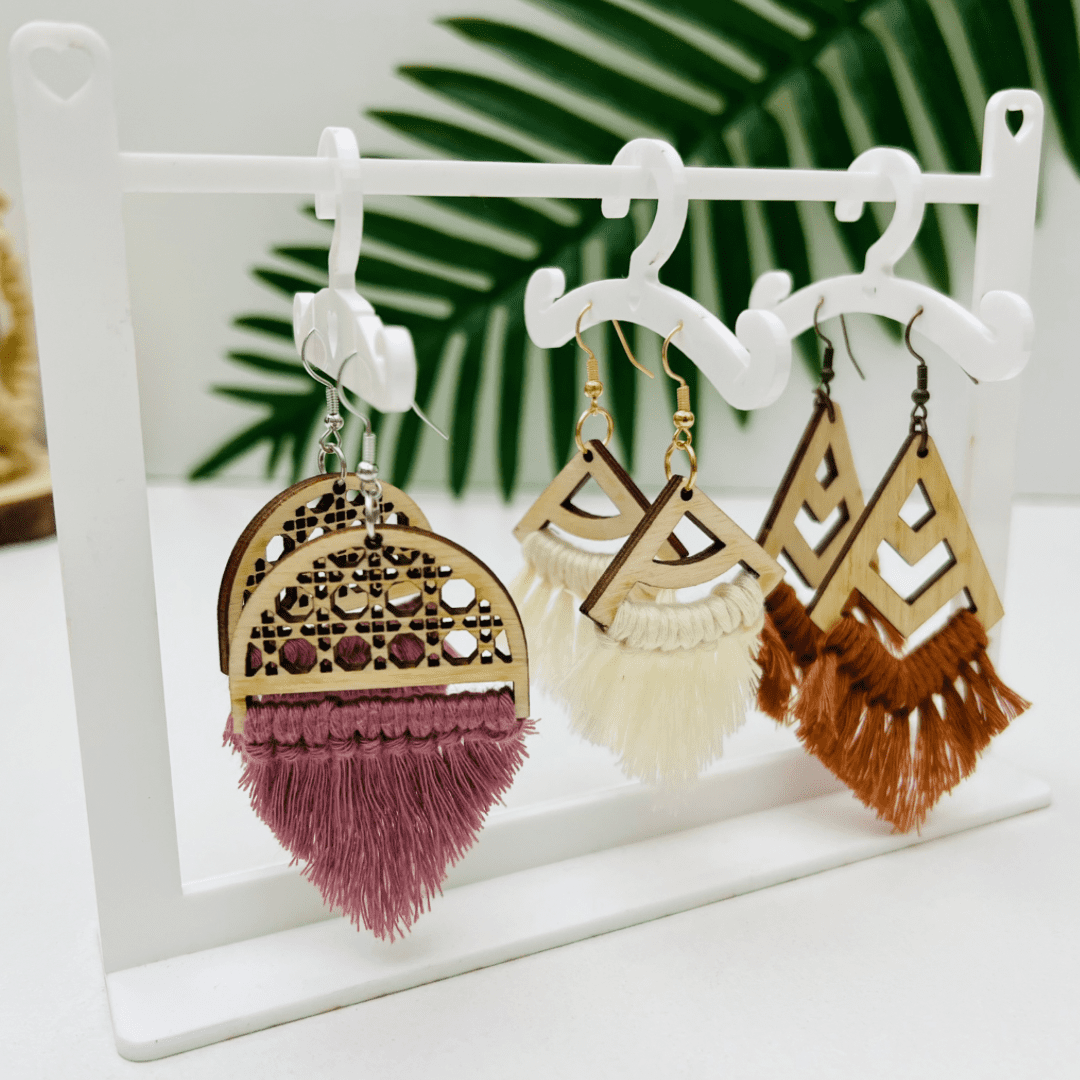 Breloque bois boucles d’oreilles ref 1 – Image 2